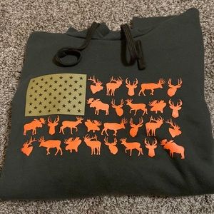 Columbia men’s 2x deer flag hoodie